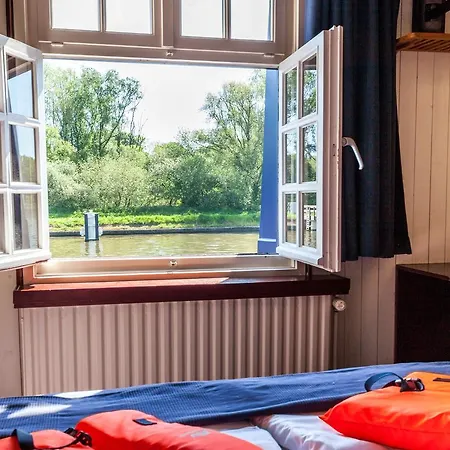 Boat De Barge 3* Bruggy