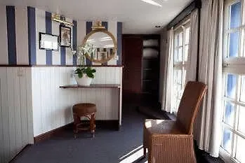 Otel Boat De Barge 3*